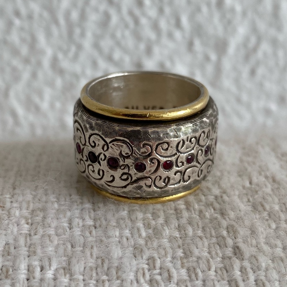 Daniel Gibbings 22k Ring